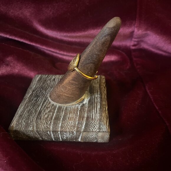 🌙✨ Gold Celestial Signet Ring – Moon & Star Design OS - Picture 3 of 4